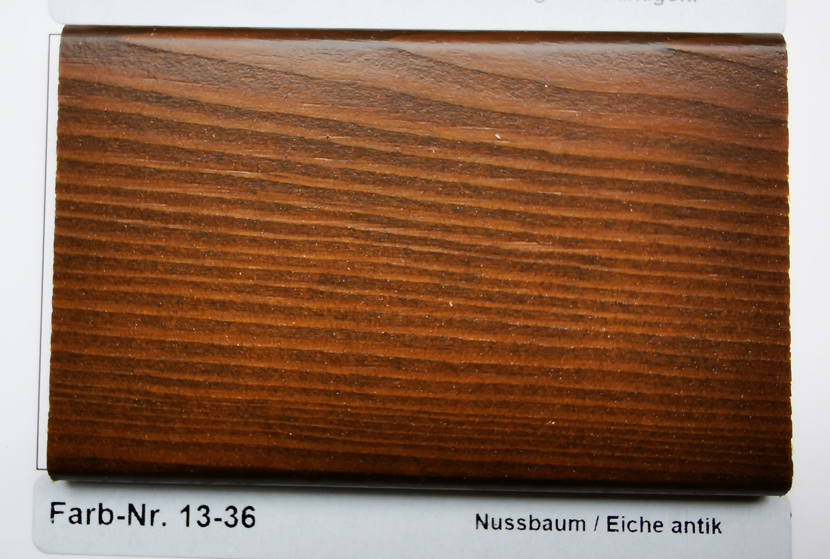 Farb-Nr. 13-36 Nussbaum / Eiche antik